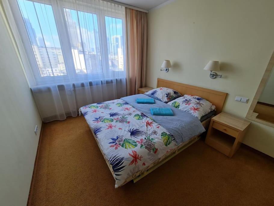 10Q - Z6 Apartament 802 Warsawa Bagian luar foto